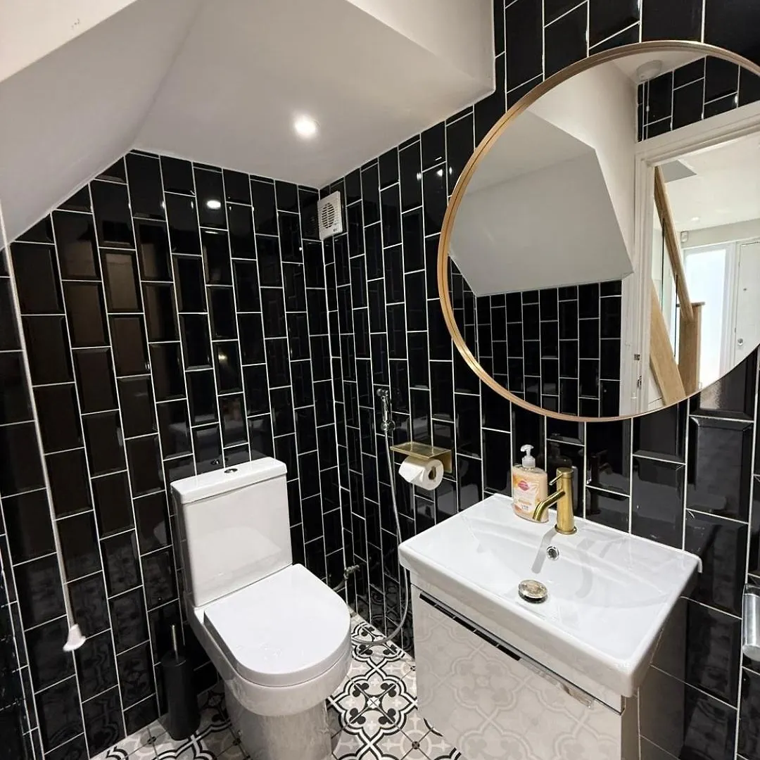 Luxurious Modern House With Garden Close To City Centre Cardiff 0*,